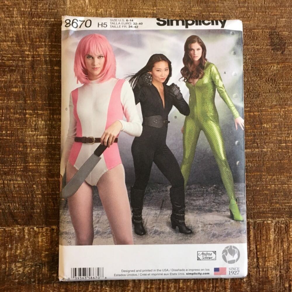 Simplcity Sewing Pattern 8670 Cosplay Form Fitting Jumpsuit Superhero 6-14 UNCUT